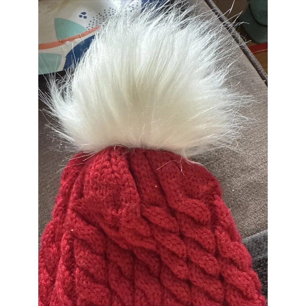 Christmas Knitted‎ Beanie Winter PomPom Hat Red and White T14